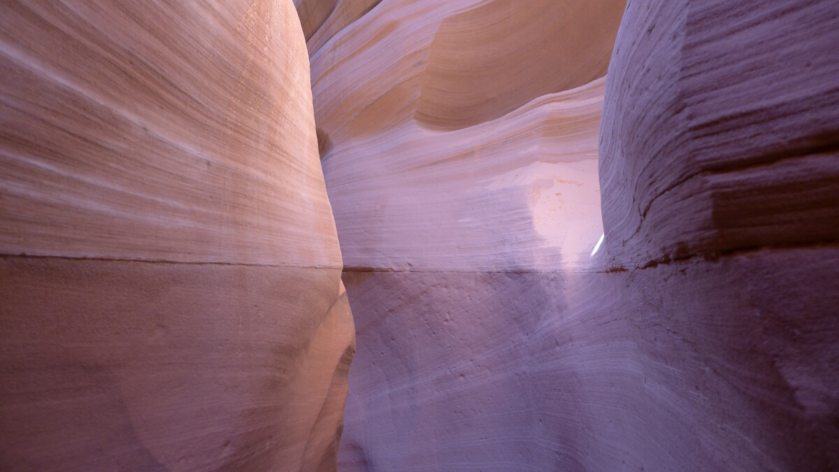 01-Lower-Antelope-Canyon-Fine_line