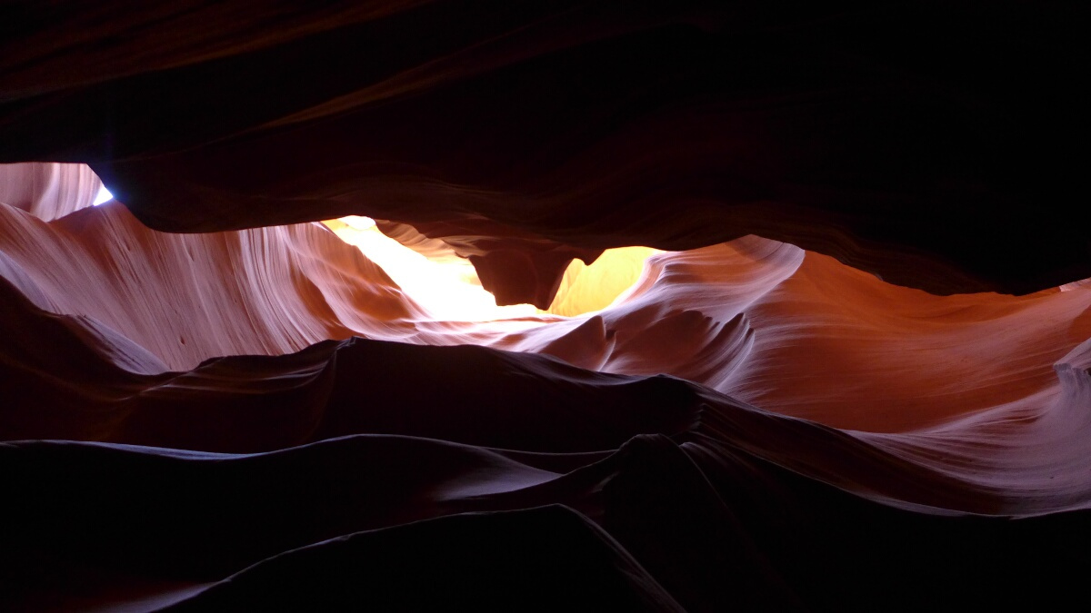 11-Upper-Antelope-Canyon-Monument-Valley