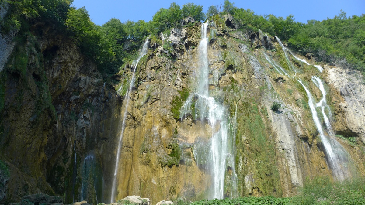 19-plitvice-biggest-waterfall